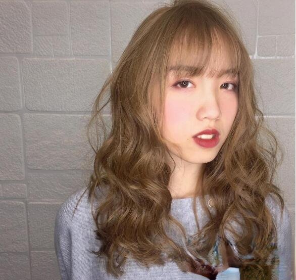 lisaͷʲôɫ ͬѪɫ