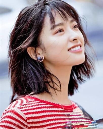 沈月短发发型叫什么 甜美活泼学生党必备