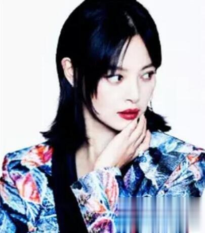 辛芷蕾发型大盘点 慵懒造型散发妩媚女人味