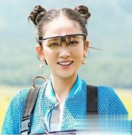 女明星哪吒头造型 俏皮减龄变青春少女