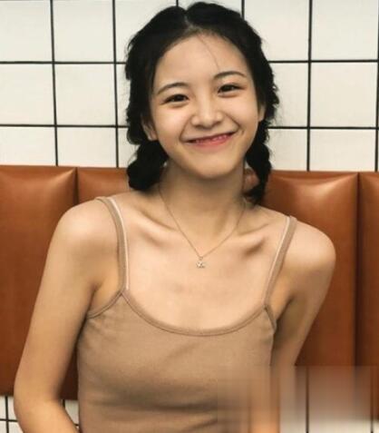 《小欢喜》乔英子发型叫什么 褪去校服李庚希青春靓丽