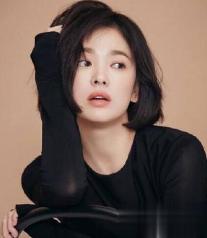 宋慧乔短发发型 洋气减龄女神范满满