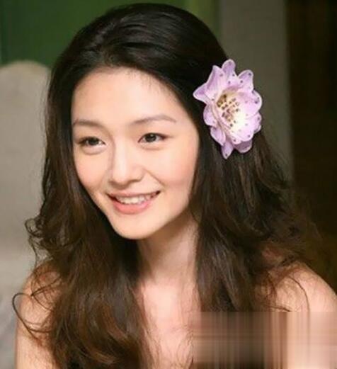 大S长发发型叫什么 多种造型打造高洁女神范