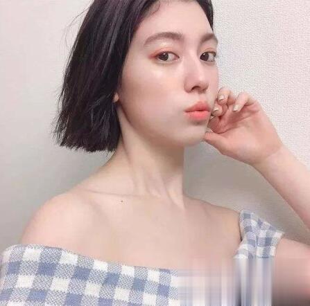 周杰伦MV女主三吉彩花短发 清秀简约满满初恋女神范