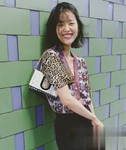 刘雯短发发型叫什么 高级感设计美出新高度