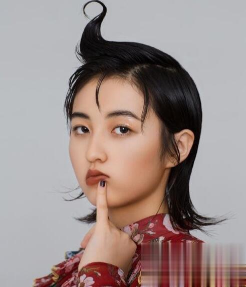 张子枫的发型叫什么 剪个性短发变身元气少女_最新流行发型设计发型图片与美发造型门户网