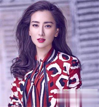 率性女神马苏个性发型 飘飘然时尚百搭