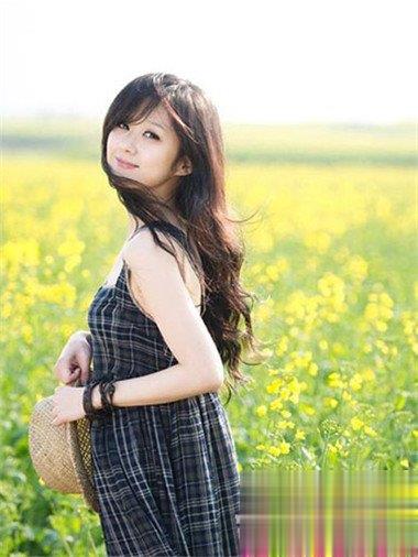 张娜拉33岁甜美依旧 减龄发型亲身示范减龄秘法