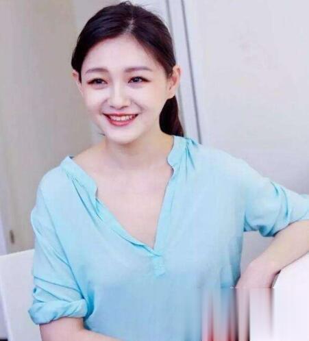 大S长发发型叫什么 多种造型打造高洁女神范