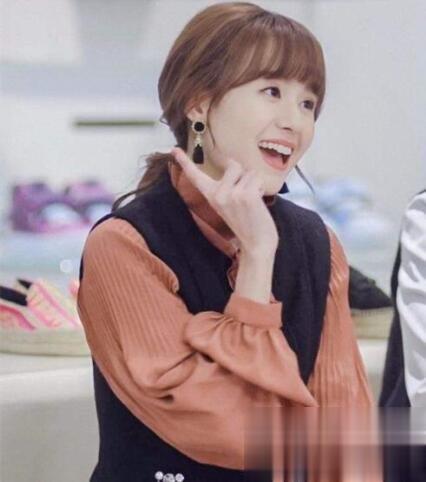 颜末发型叫什么 青春活泼少很显女感
