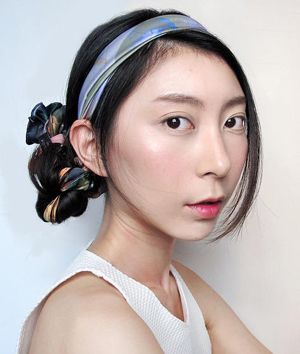 长头发丸子头的扎法 丸子头需要头发多长