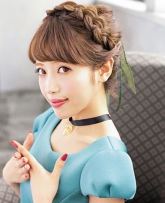 方形脸盘发好看么 方脸人盘头的方法